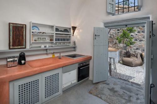 Dandy Cave Villa