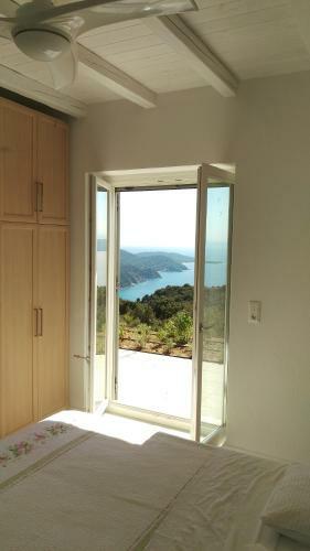 Luxury Villa In Kechria