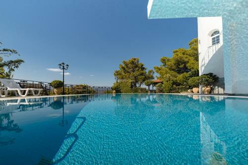 Villa Maraki - Attica Riviera