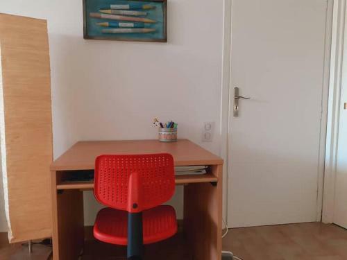 Breezy Summer Maisonette With Exciting View!