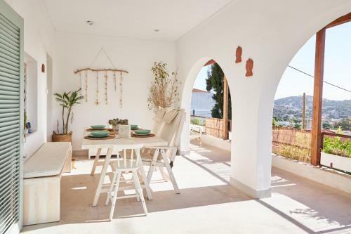 White Villa Near The Blue Beach