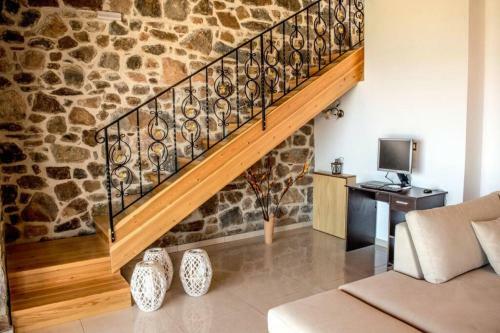 Villa Traditional Elegance With Privacy & Amazing Views