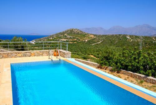 Villa Poppy