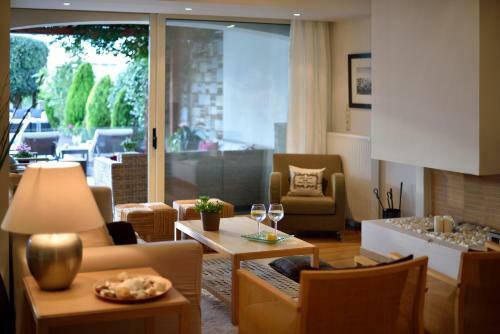 Villa Athens Riviera Estate
