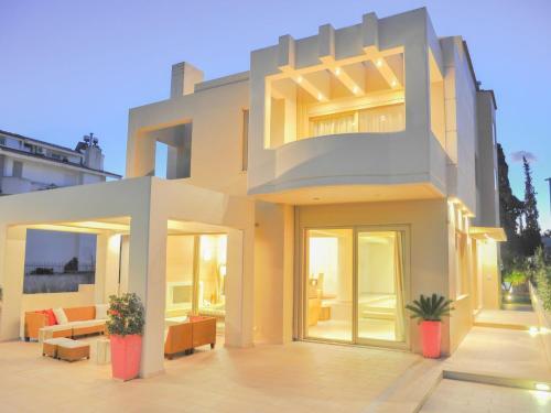 Villa Queen