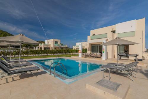 Paleos Hillside Villa