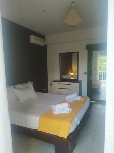 Apartamento Holiday Nest & Parking