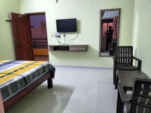 Hotel Arun Kingx Residency