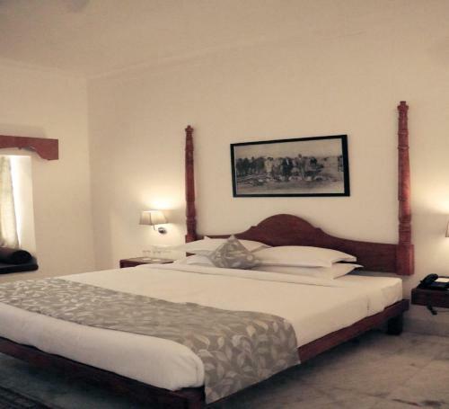 Hotel Indra Niwas