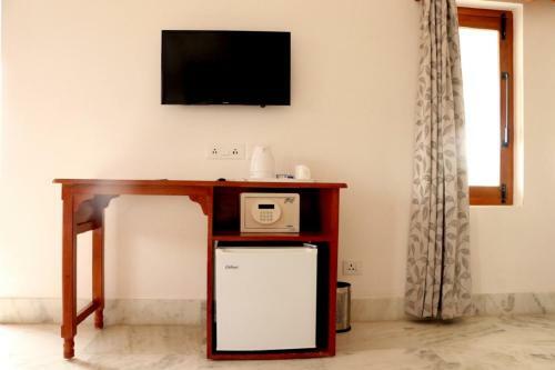 Hotel Indra Niwas