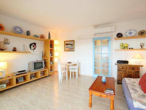 Apartment Les Oranetas Llan�a