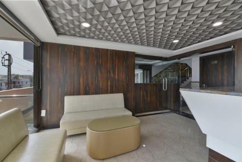 Hotel Bauji Palace By Zinnia