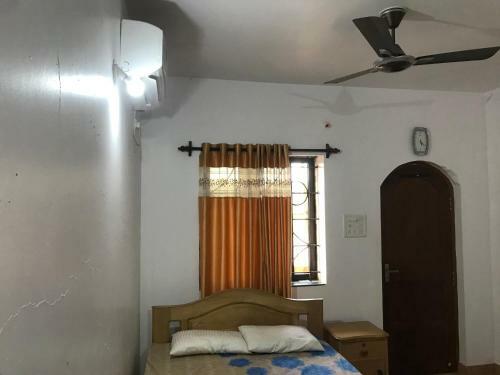 Hostal Lagoon