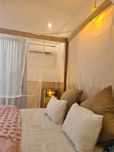 Bed & Breakfast Tathaastu