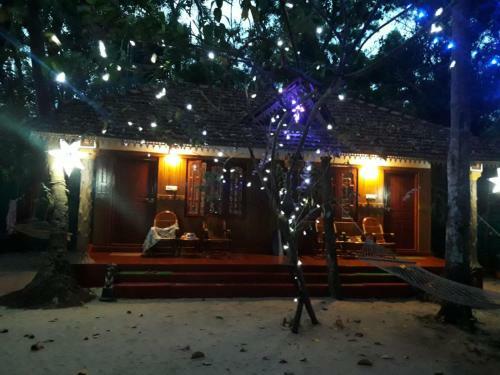 Bed & Breakfast Kerala Cottage-marari Beach House