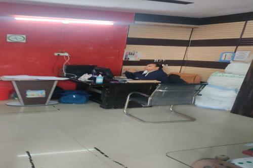 Oyo 86629 Royal King Vip Hotel