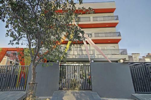 Treebo Trend Hotel Red York