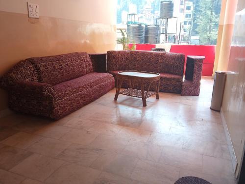 Hotel Bhagsu Mountain View,