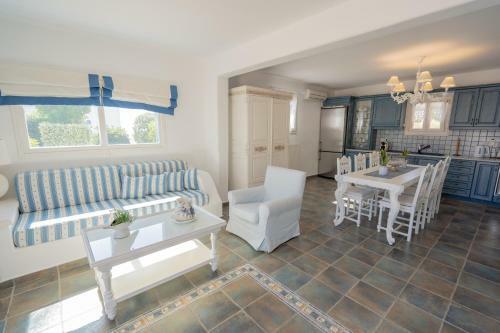 Panoramic Sunset View Villa & Private Pool