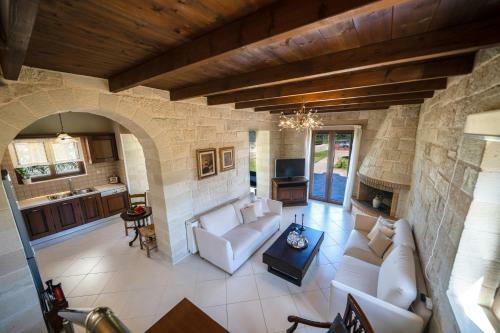 Villa Fos Residence - ???