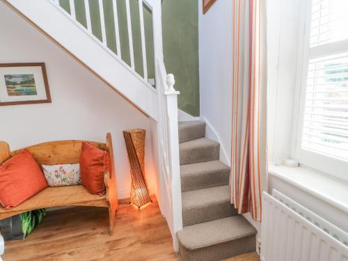 5 Cruddas Terrace