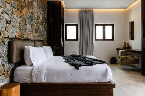 Charisma Hotel And Wellness Suites