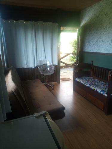 Hostal Ess�ncia Da Guarda Surf House