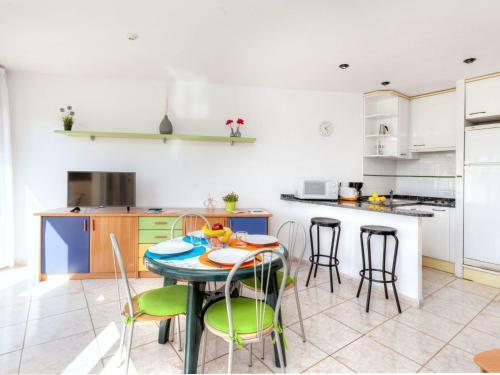 Apartment Palmiers Viii Llan��
