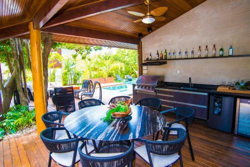 Casa de Alto Padr�o 6 Su�tes