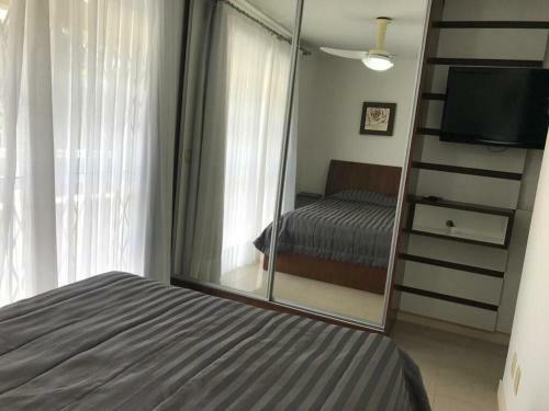 Confort�vel Apartamento 3 Quartos Na Praia de Bombas