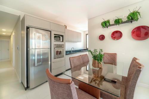 Apartamento Ref�gio Do Mar - Bombinhas - Casa Da Ca