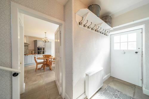 Thrums Cottage