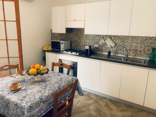 A 2 Passi Dal Porto Apartment