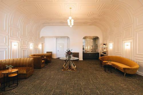 Posada The Golden Hour Suite 201 At The Bellwether Hotel