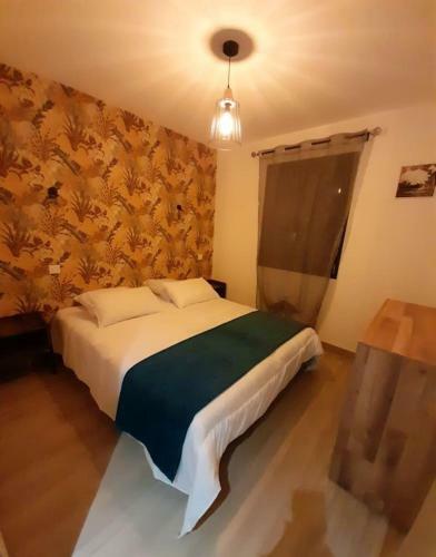 Maison de 2 Chambres Avec Jardin Clos Et Wifi A Coltines