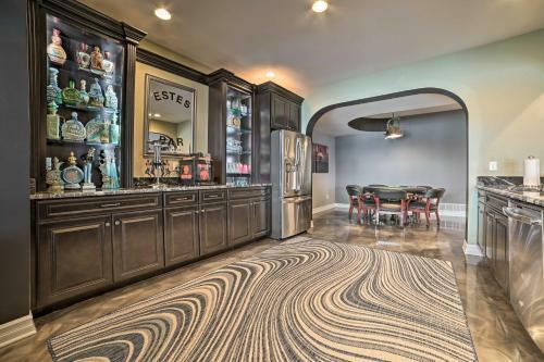 Luxe Waterfront Home With Private Lake Access!