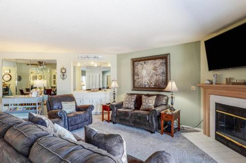 Pointe Royale Wimbledon Get-away
