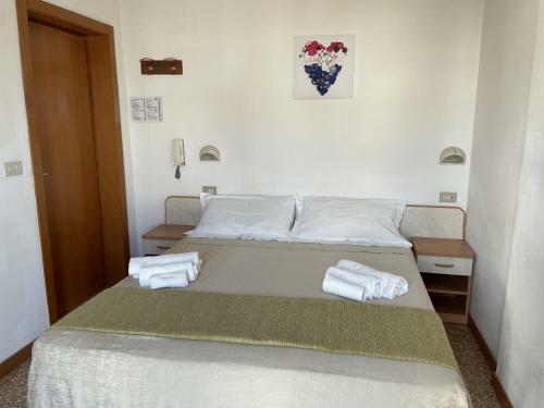 Hotel Alex