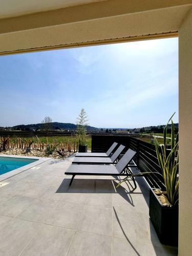 Goudargues Villa Toute �quip�e, 300m Du Centre.