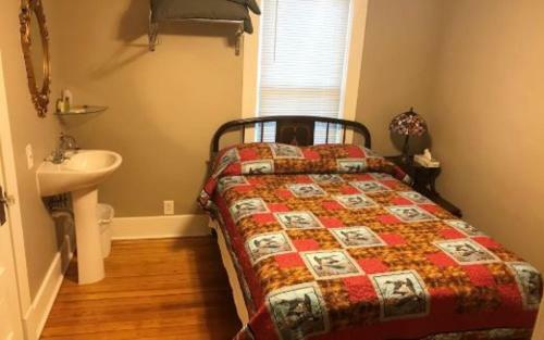Bed & Breakfast Grayhouse Inn