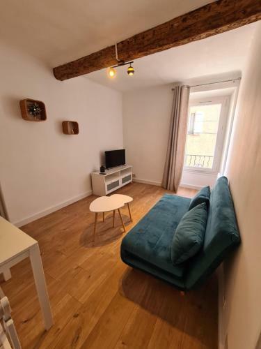 Apartamento A La Gare ! T2 Hy�res