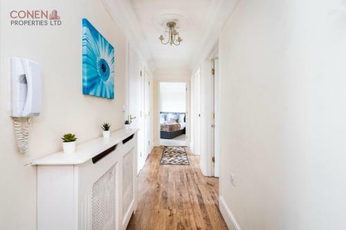 Stunning 2-bed Apartment In Grays