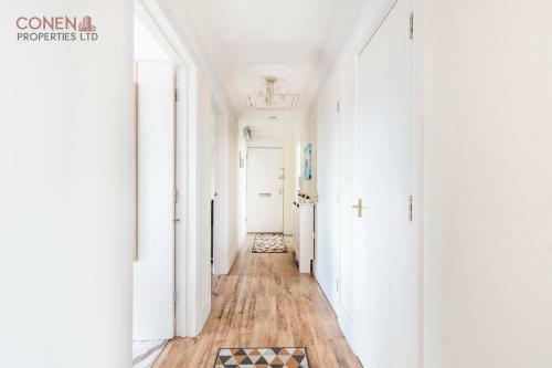Stunning 2-bed Apartment In Grays
