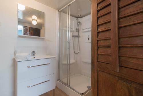Petite Maison Moderne Au C?ur de La Bernerie