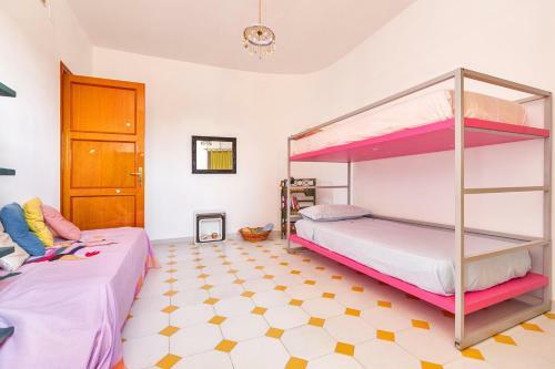 Barbarhouse - La Casa Bianca