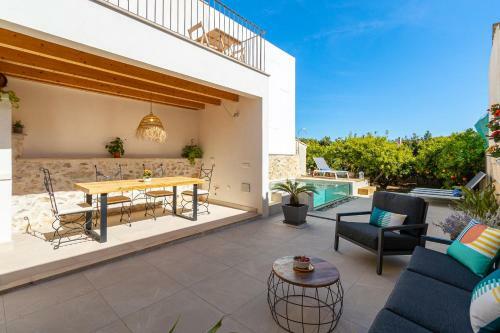 Townhouse Bonany