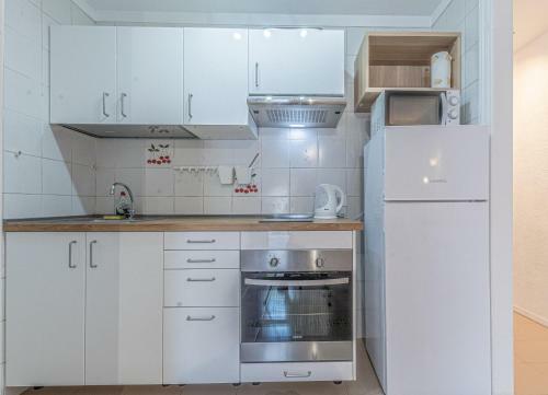Riviera Apartment Near The Beach