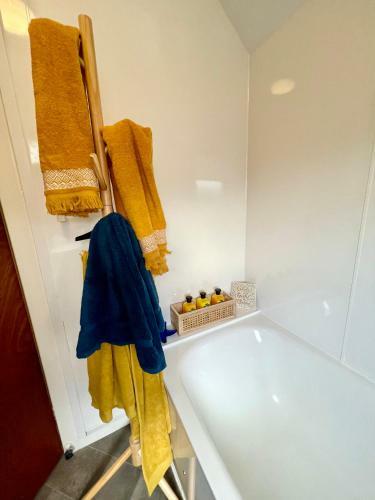 Apartamento Cheerful Home Near Eden Court