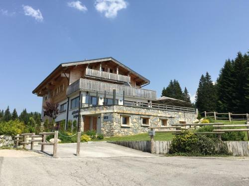 Hotel Altitude Lodge