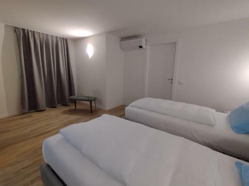 La Rondinella Apartments
